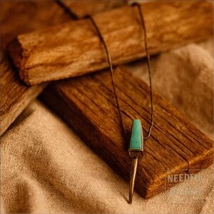 Vintage Native American Style Claw Necklace Turquoise Color